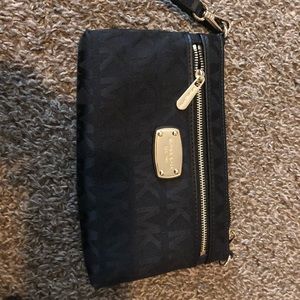 Michael Kors wristlet
